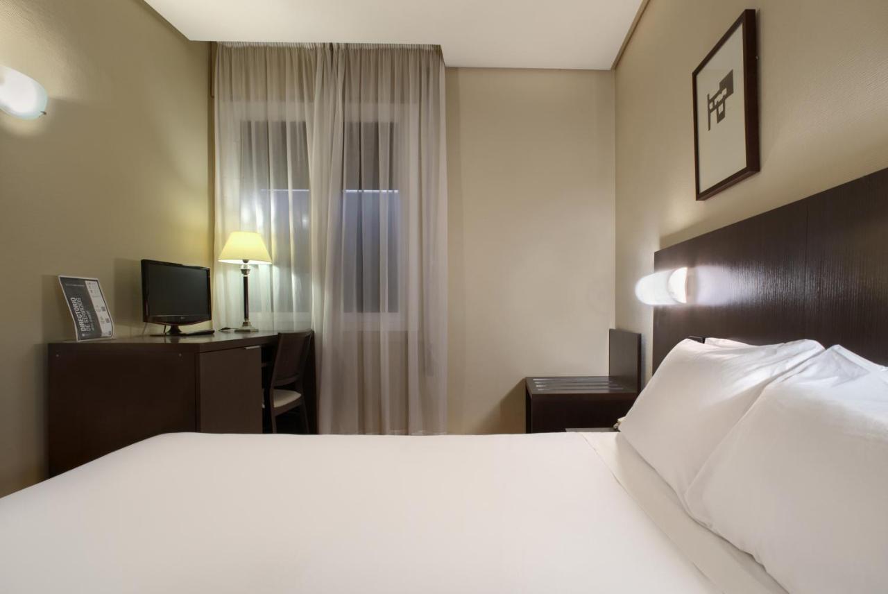 Hotel Sercotel Tudela Bardenas الغرفة الصورة